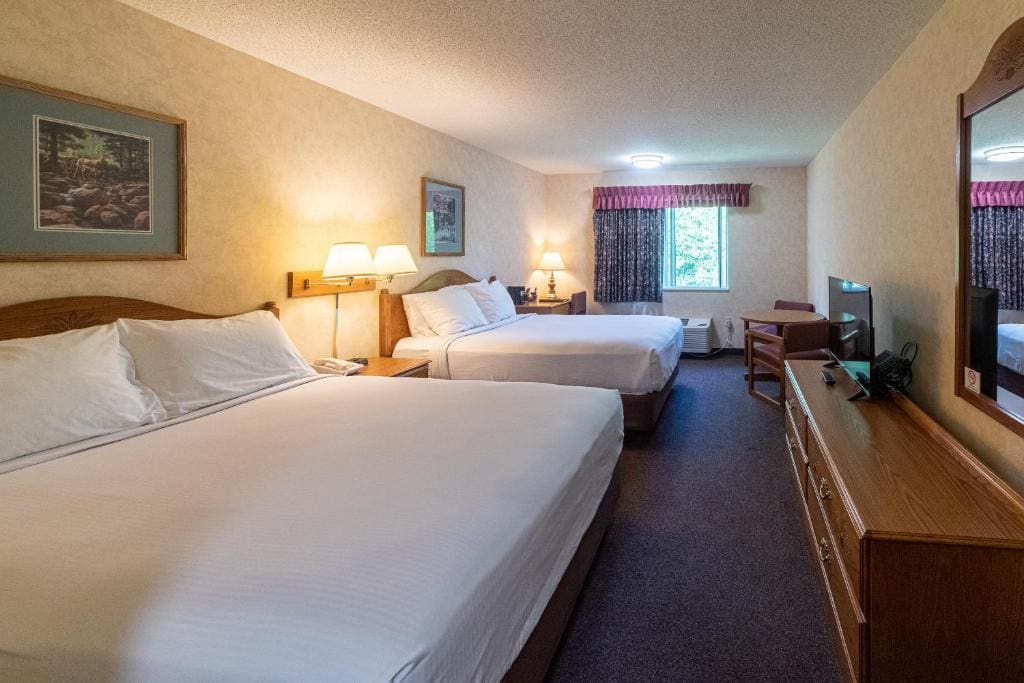 Willabee's Motel - View 3