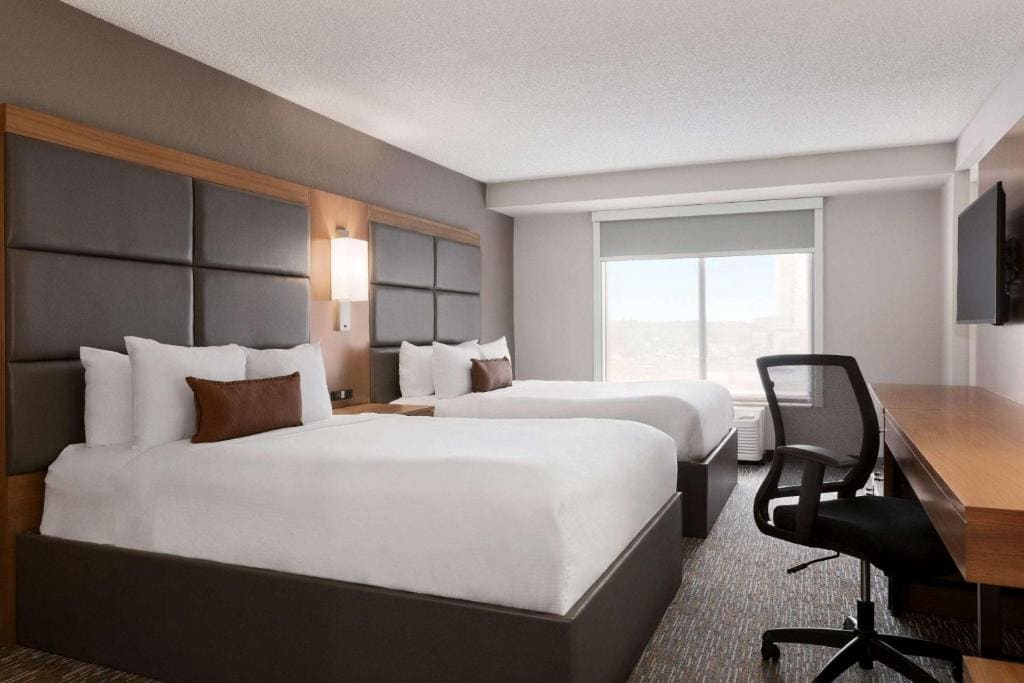Wingate by Wyndham Cincinnati Blue Ash - View 2