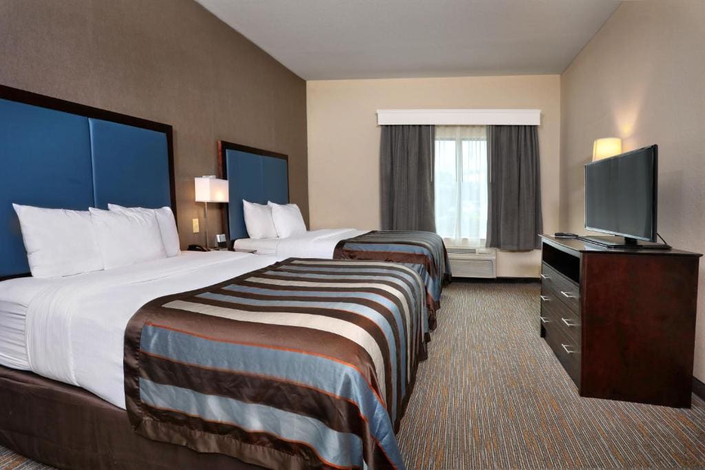 Wingate by Wyndham Savannah Pooler - View 6