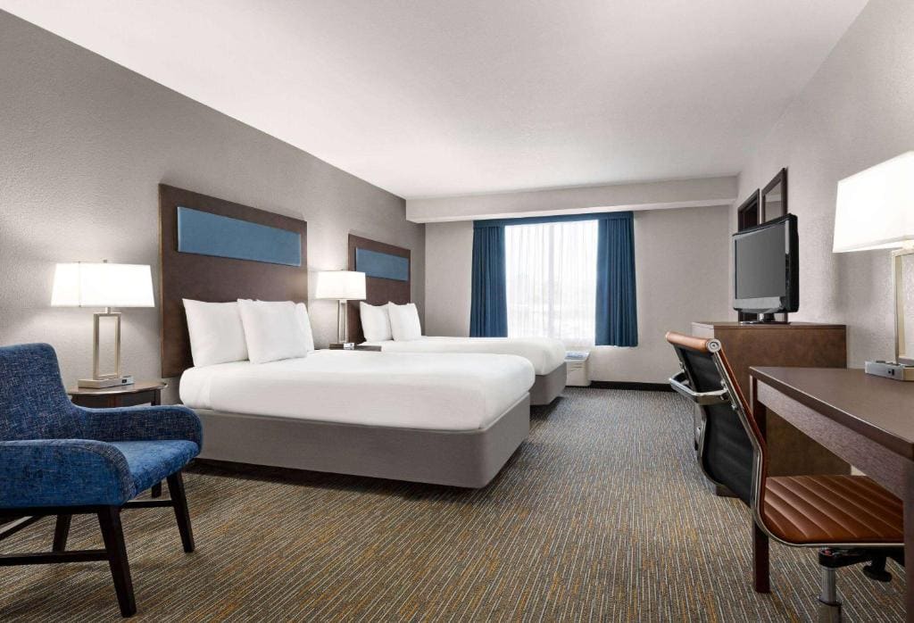 Wingate By Wyndham Southport - View 2