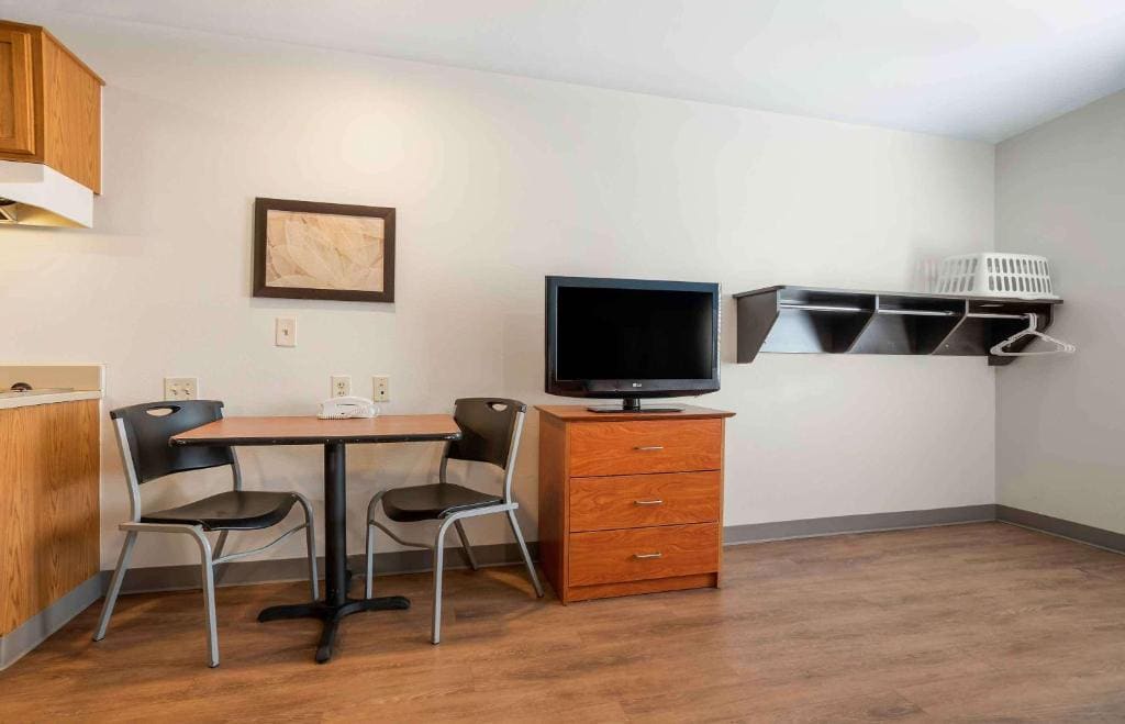 Extended Stay America Select Suites - Colorado Springs - View 7