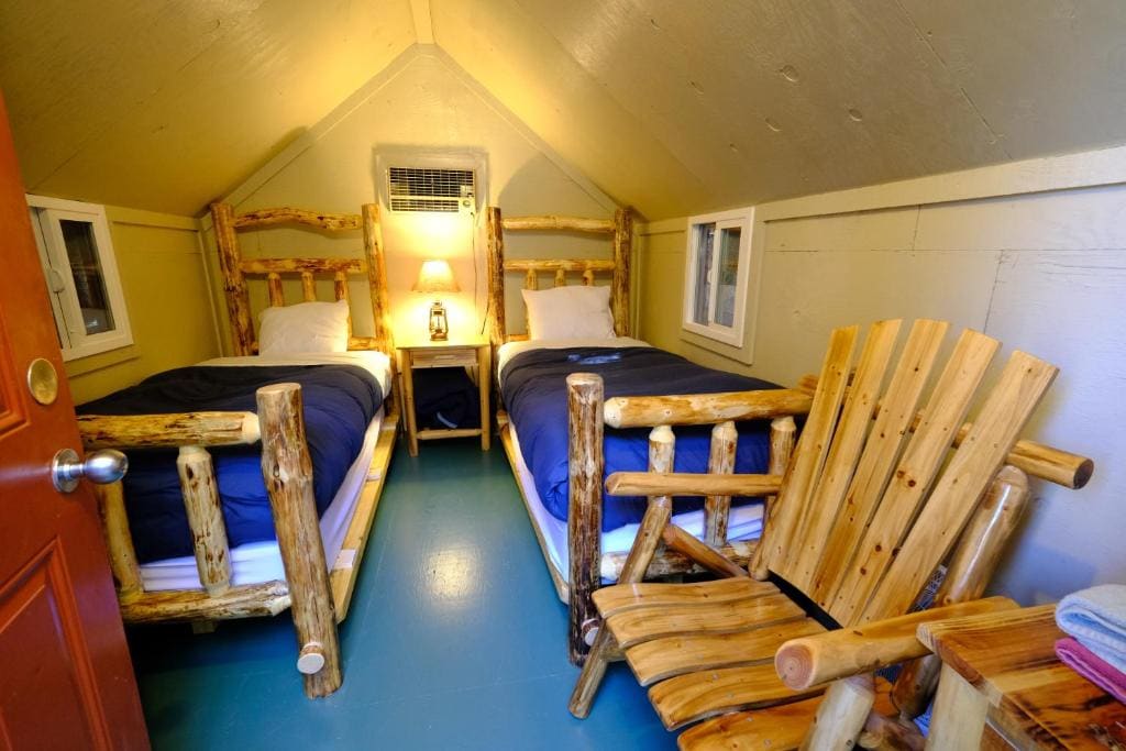 Yosemite Bug Rustic Mountain Resort - View 3