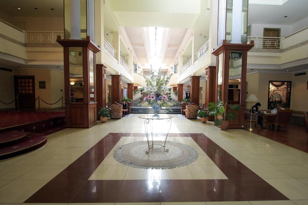 Le Grande Plaza Hotel - View 5