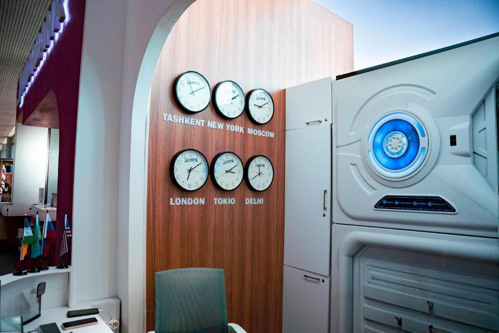 Qo'noq capsule airport hotel - View 6