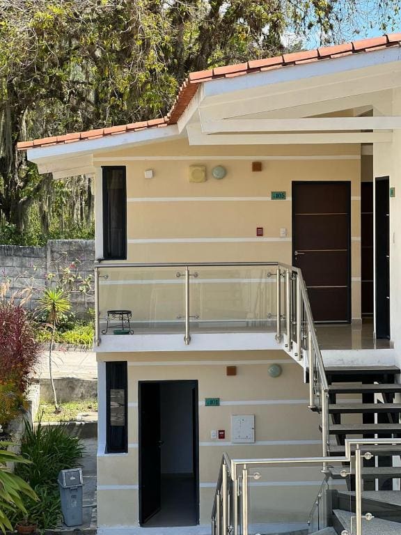 Hotel Los Lirios - Main view