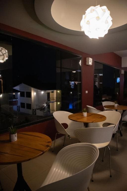 Hotel Los Lirios - View 4