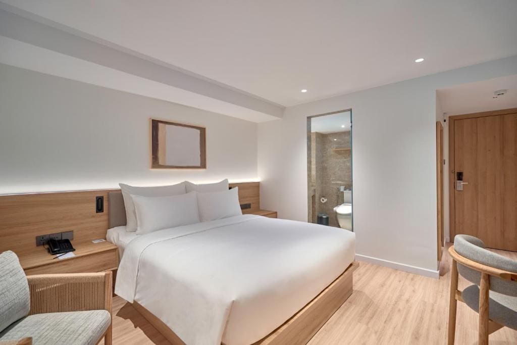 Amaya Saigon Boutique Hotel - View 2