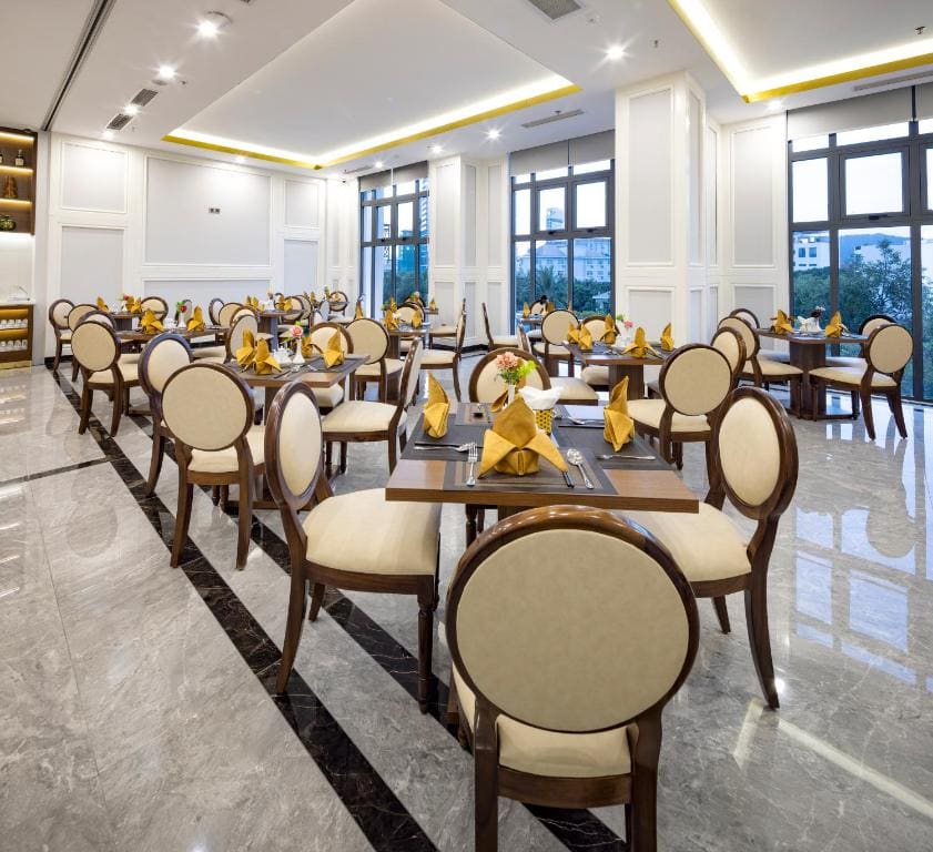 Avari Hotel - View 3
