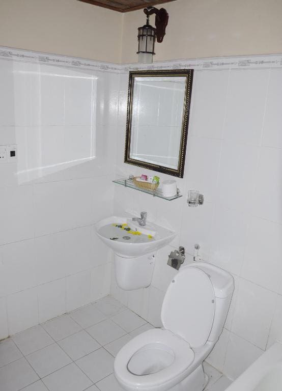Champa Hue Hotel - View 3