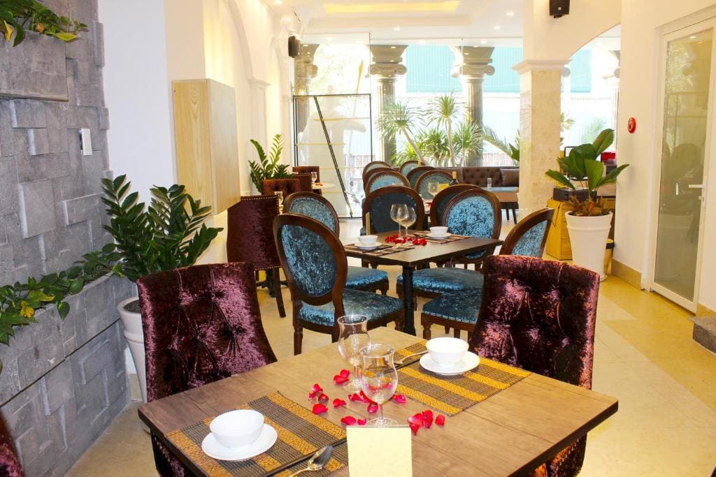 EMERALD OCEAN HOTEL - View 4