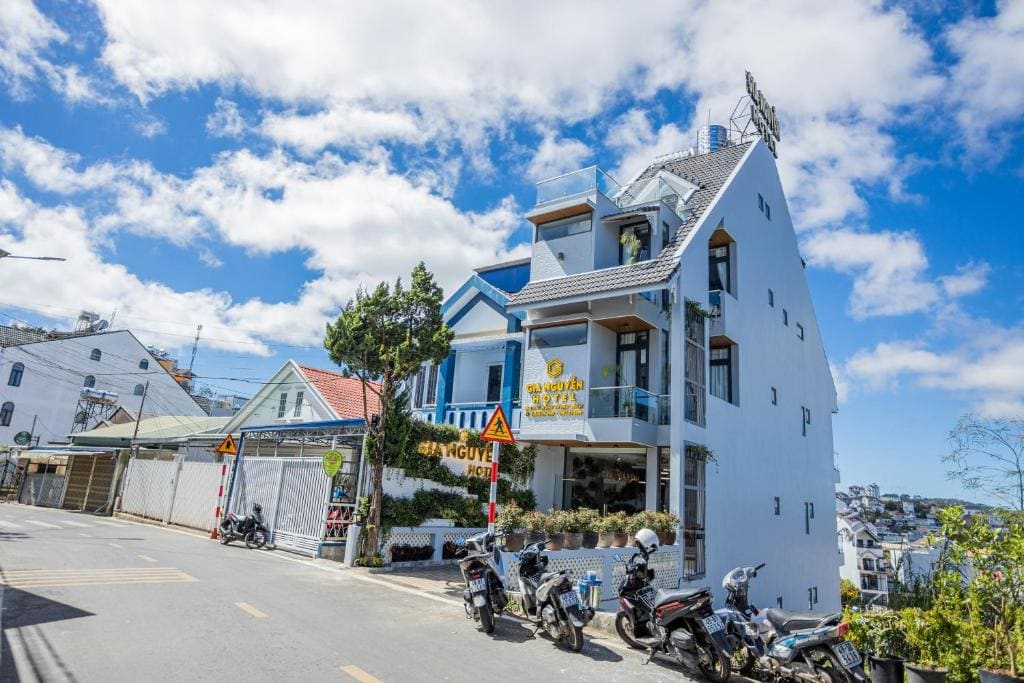 Gia Nguyễn Hotel Dalat - Main view