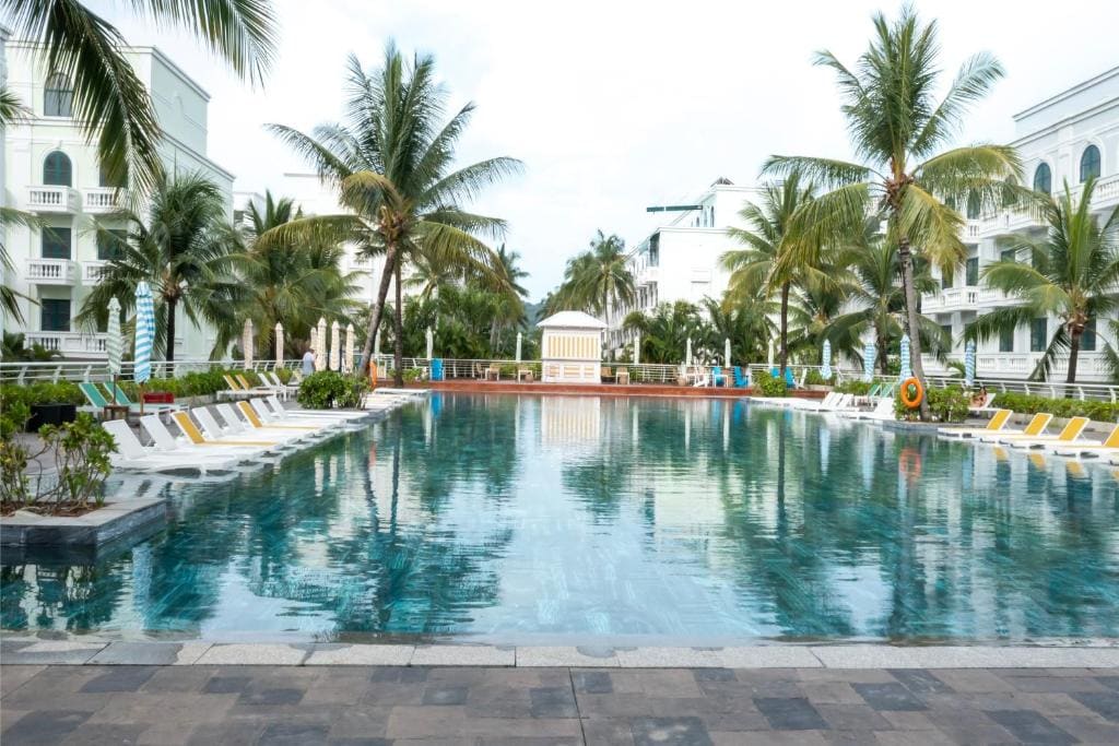 Golden Dragon Hotel - View 3