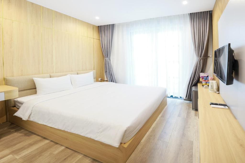 Golden Dragon Hotel - View 7