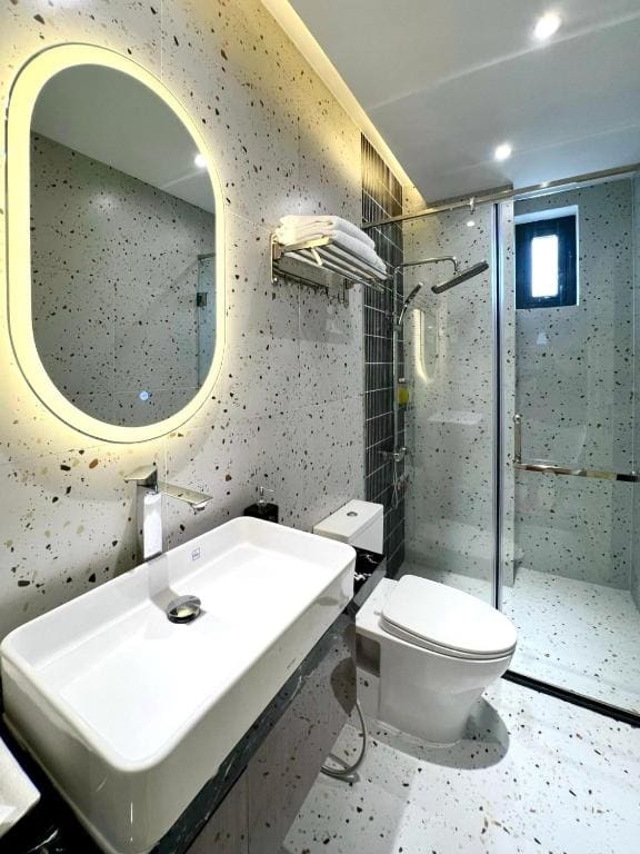 Hải Long Hotel 1 - View 2