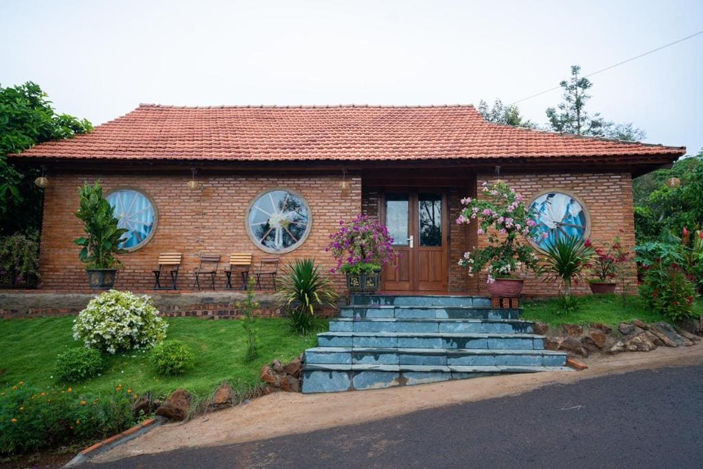 Home of bong & gao - Main view