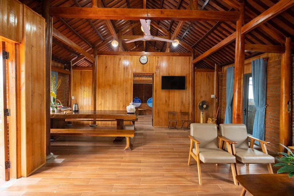 Home of bong & gao - View 3