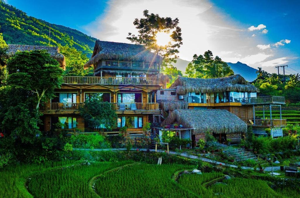 Pu Luong Jungle Lodge - Main view