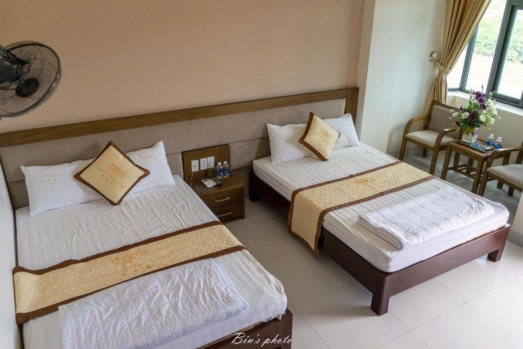 Khách sạn Huân Hạnh - Vista 7