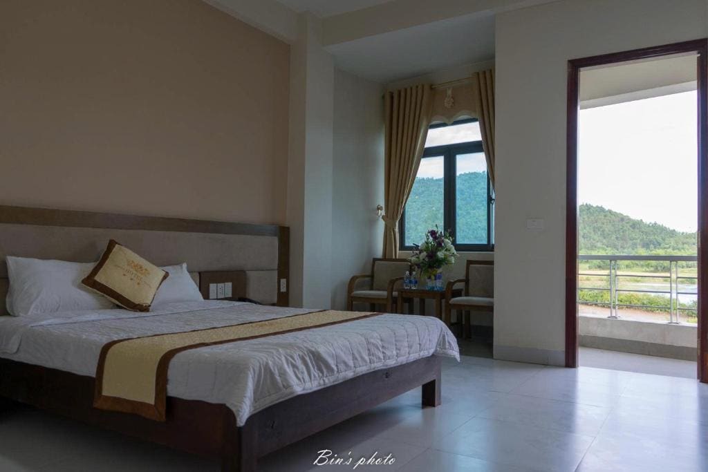Khách sạn Huân Hạnh - Vista principale