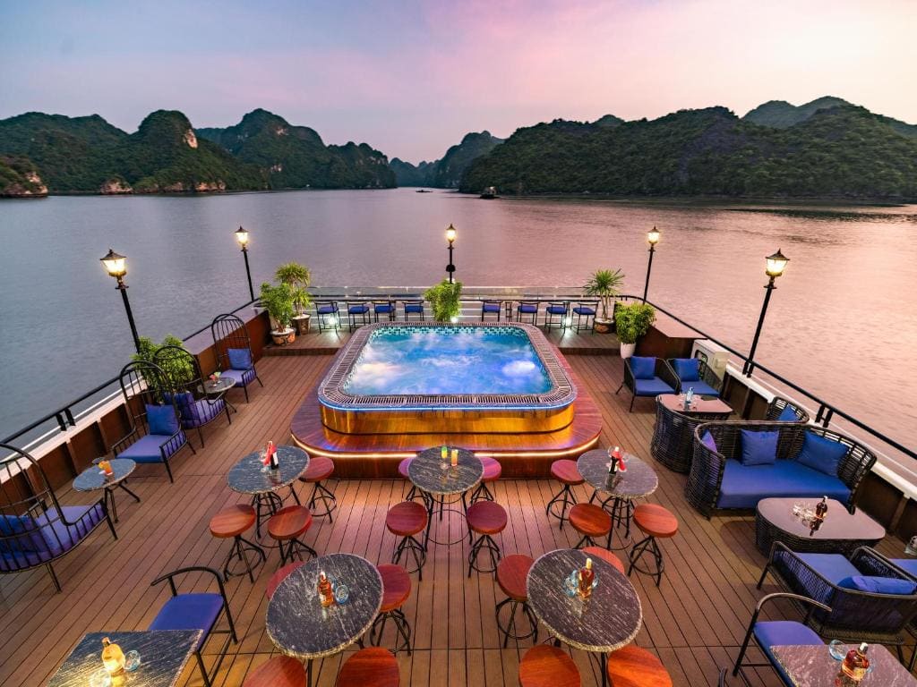 La Casta Cruise - View 5