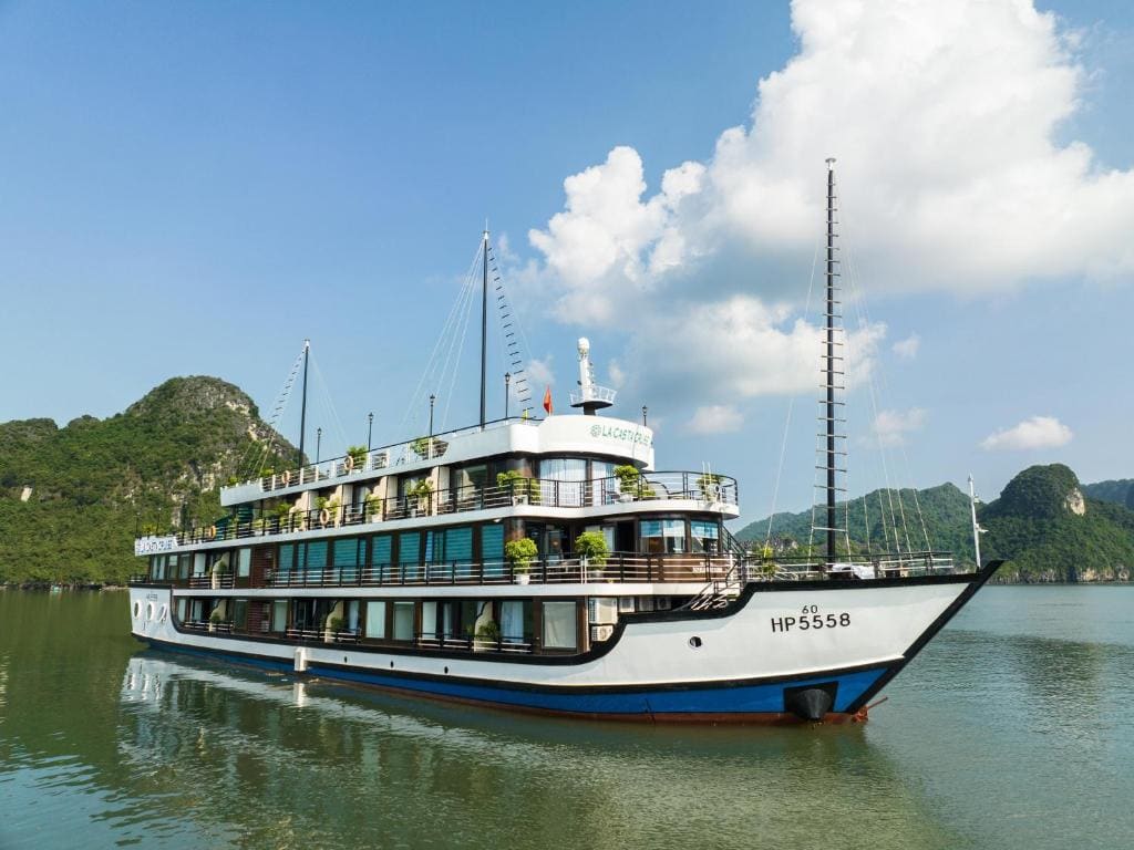 La Casta Cruise - Main view