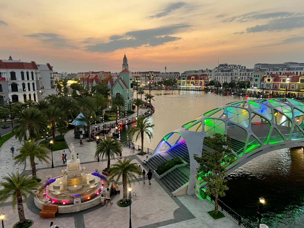 Legacy Hotel - Grand World Phú Quốc - View 5