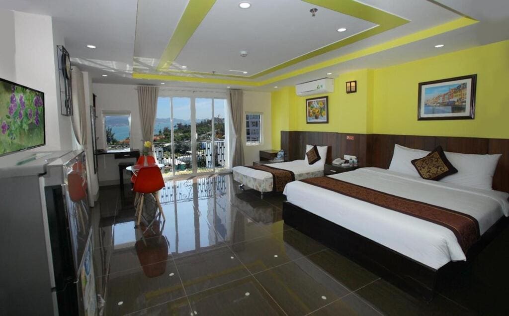 Melyna Hotel Nha Trang Beach - View 2