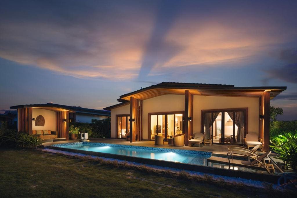 Mövenpick Resort Cam Ranh - Main view