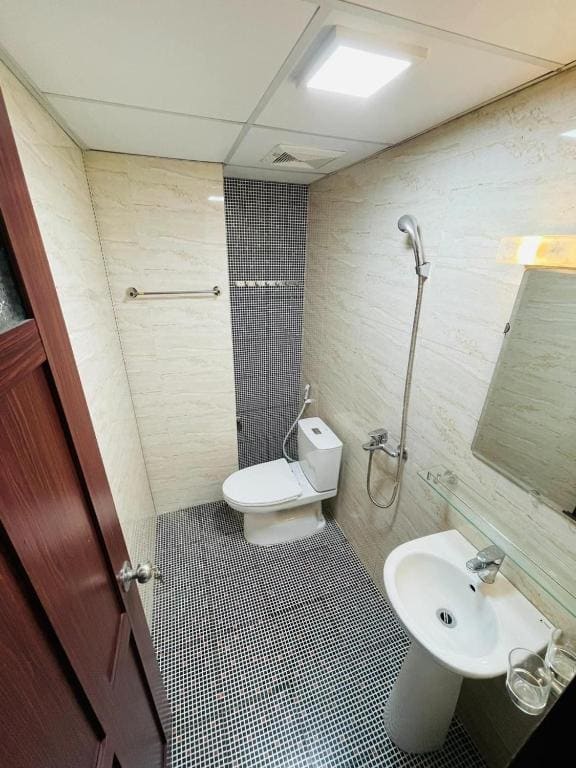 Parkside apartment in the heart of Hanoi - Main view