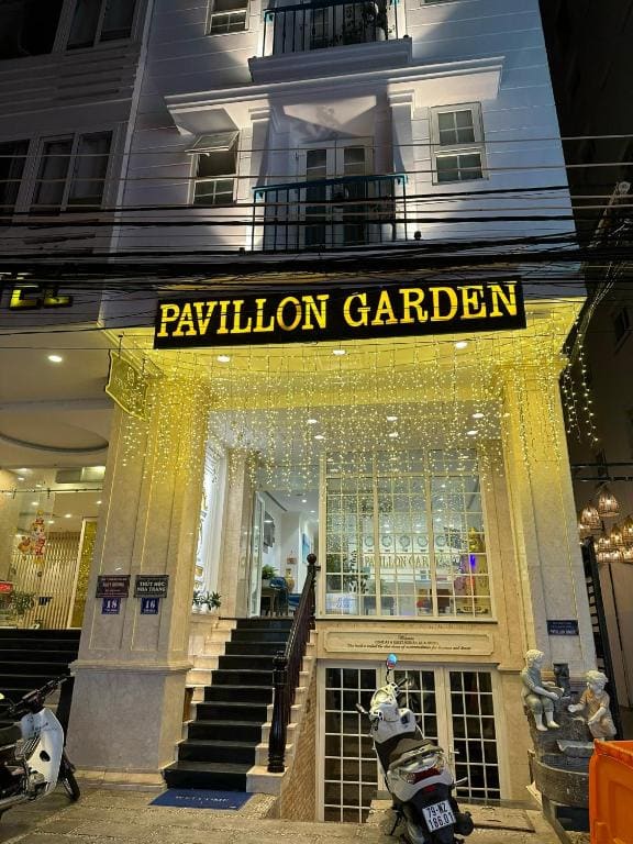Pavillon Garden Hotel - Main view
