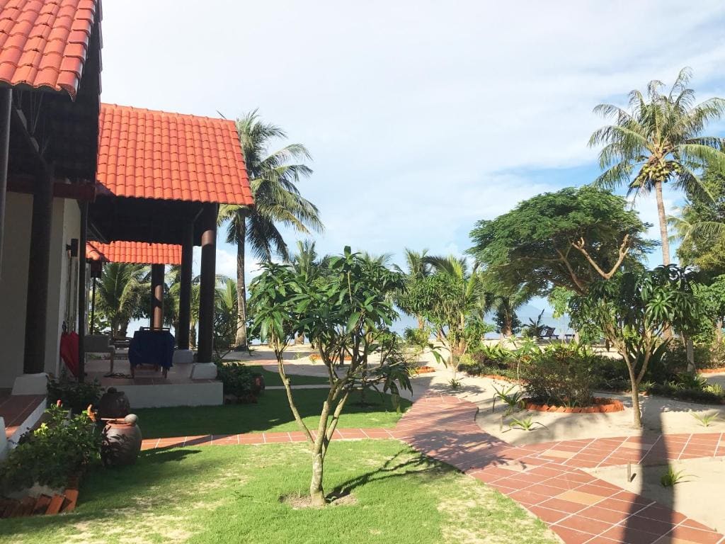 Peppercorn Beach Resort - Main view
