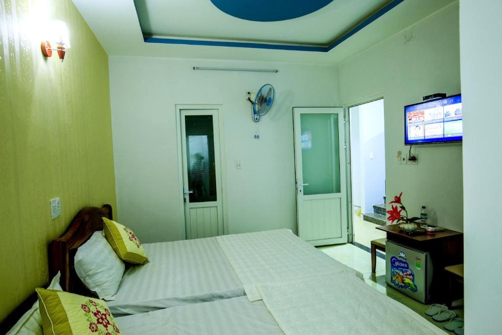 Phuc Hau Hotel - Ly Son - Main view