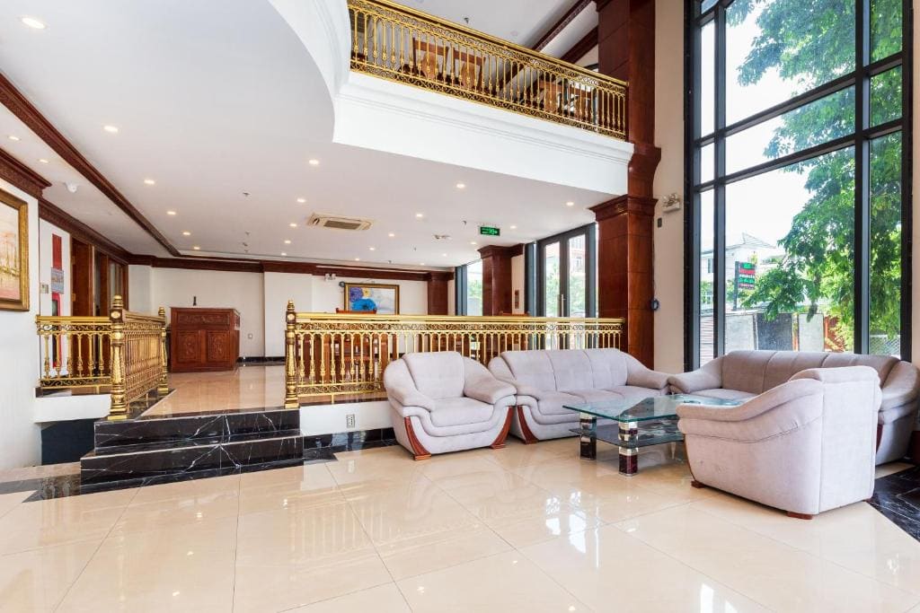 Silk Hong Ha airport hotel - View 4
