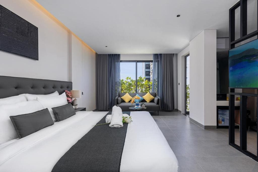 JBAY Beachfront Boutique Hotel - View 2