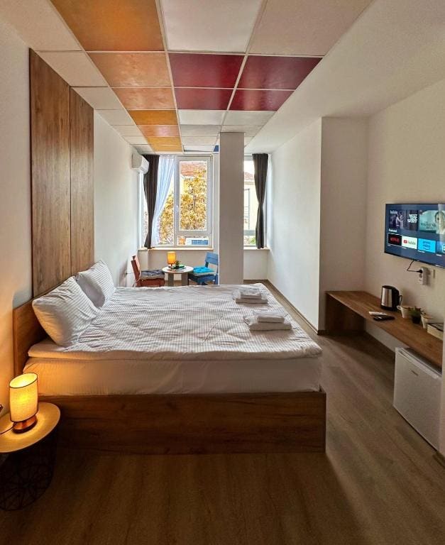 Old Bazaar Rooms - Main view
