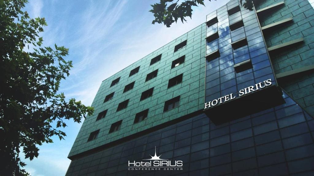 Hotel Sirius - Main view