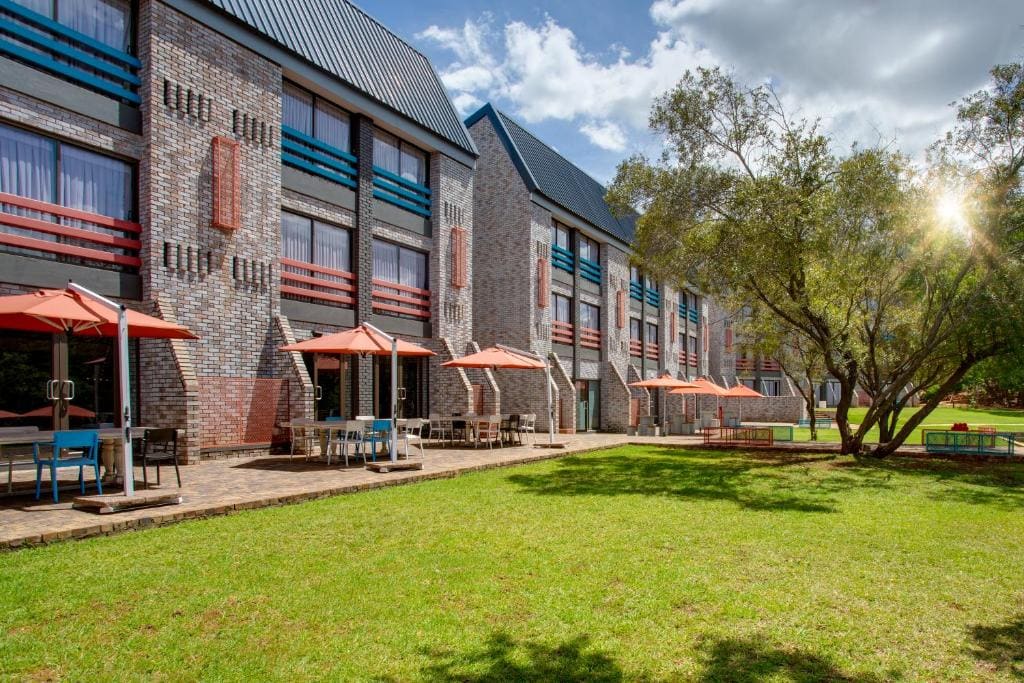 26° South Bush Boho Hotel - Main view