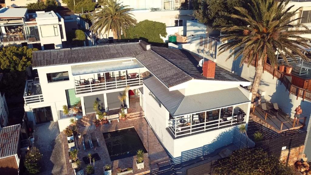 51 On Camps Bay - Main view