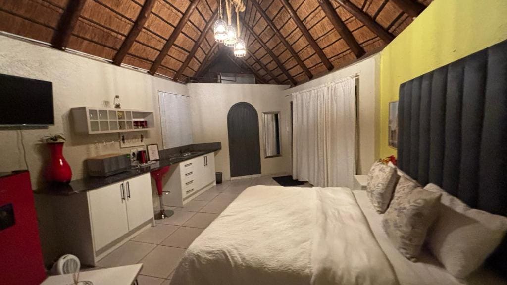 Aneiwa airport lodge - View 6