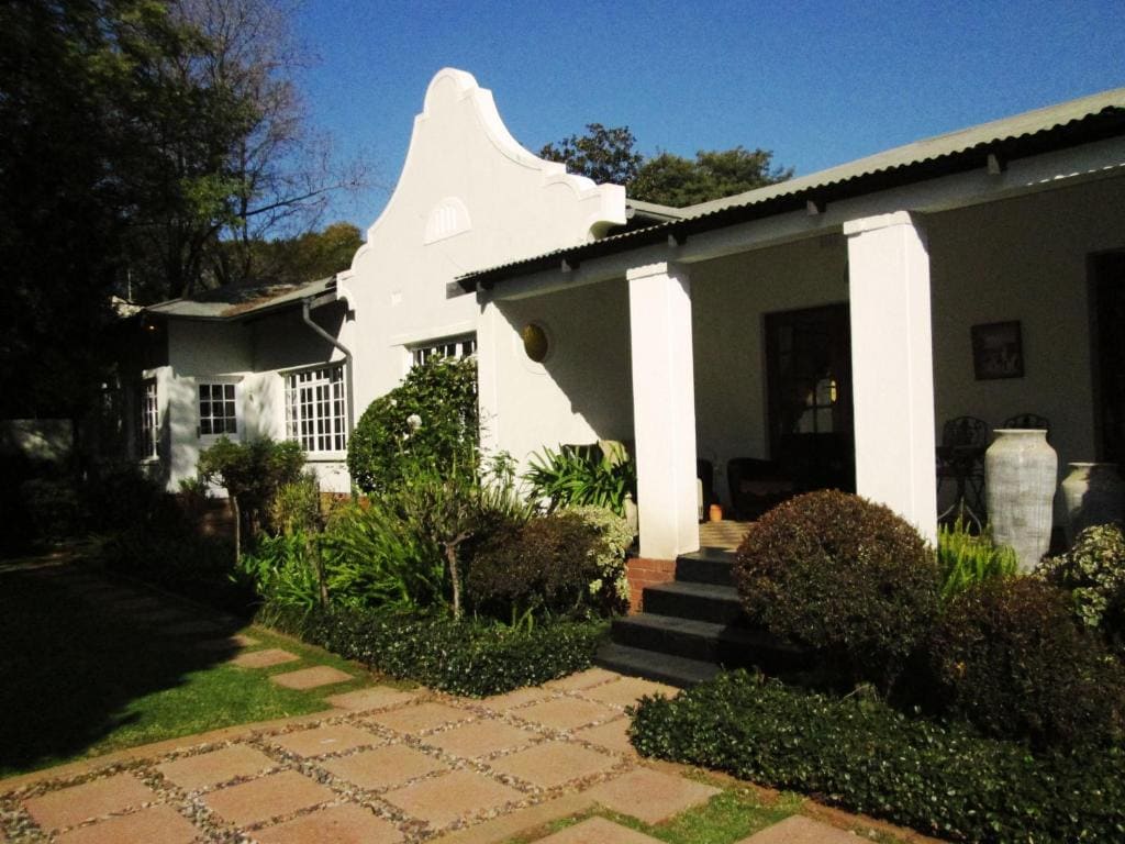 Brooks Cottage - Main view