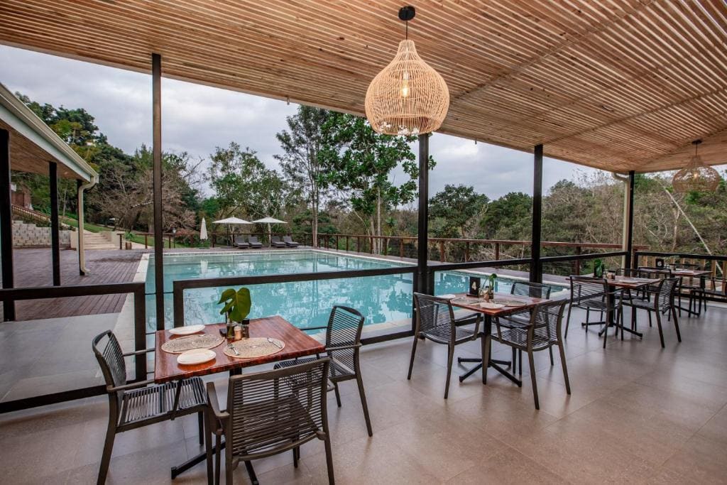 Bushbaby Valley Lodge - View 4