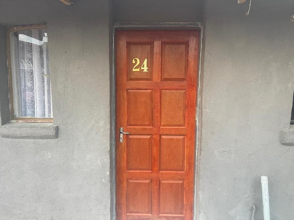 Cardinal Guest House - Main view