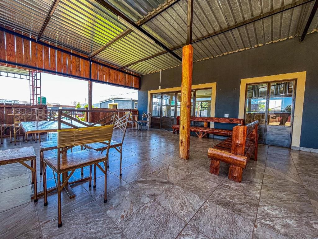 Dingwako Lodge - View 3