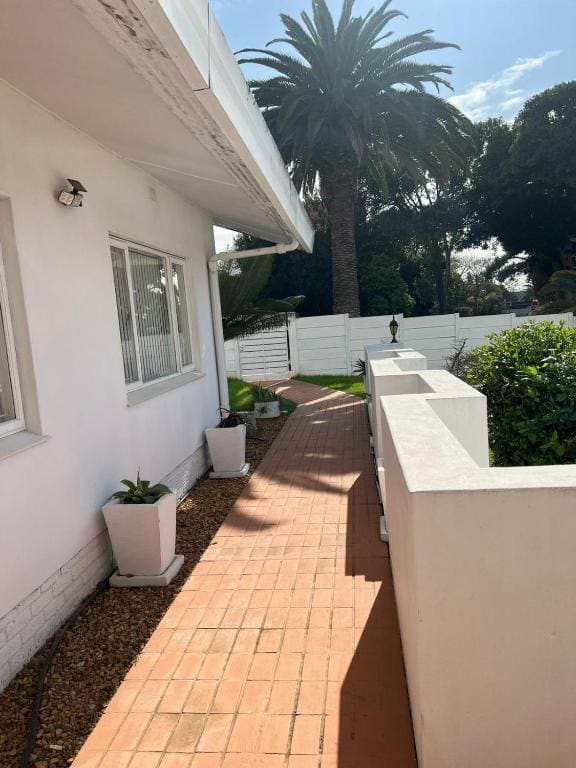 Elegant City Guest House - View 4