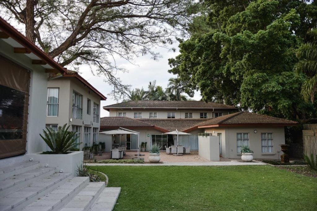 Elegant Lodge & Conference Center - Main view