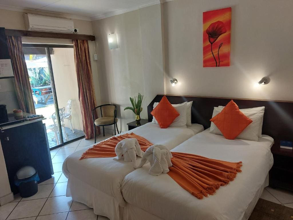 St Lucia Lodge - View 2