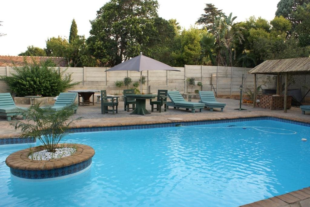 Airport Inn Bed and Breakfast - View 3