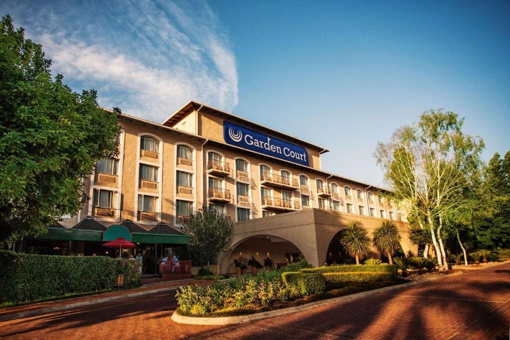 Garden Court OR Tambo International Airport - Main view