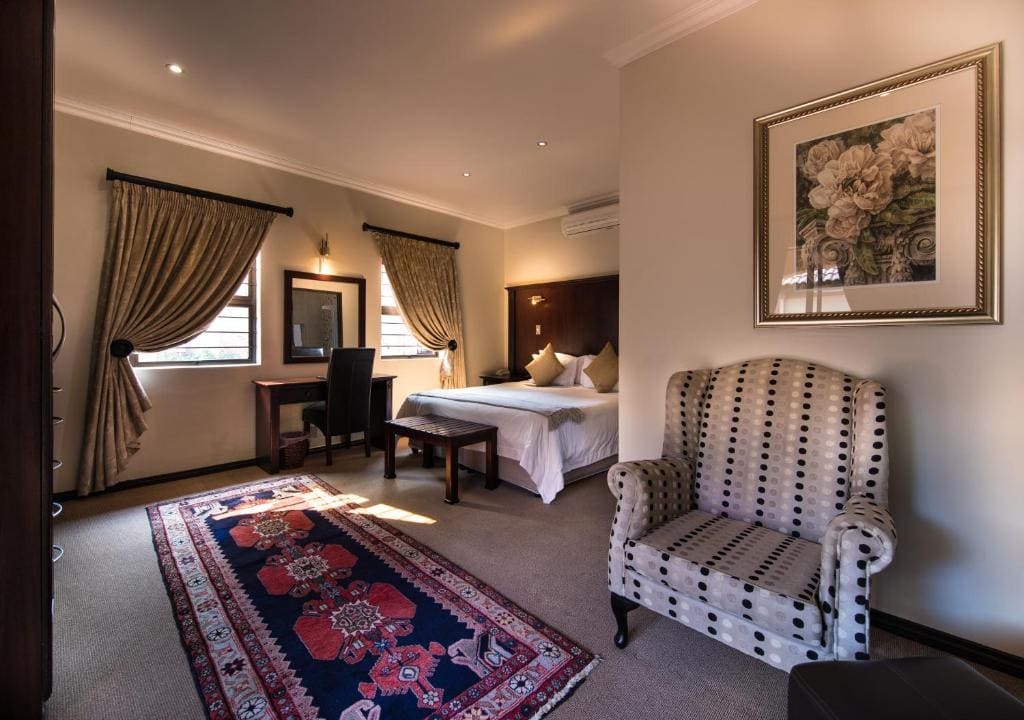 Heidelberg Kloof Lodge - View 2