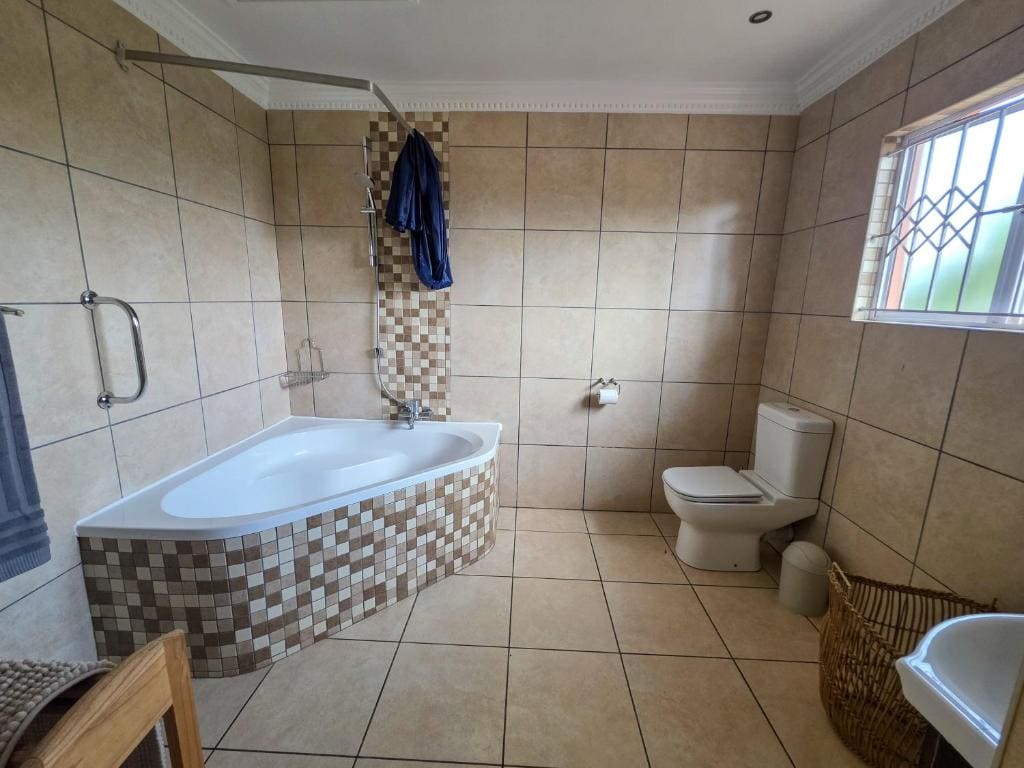 Illovo Beach house - View 3